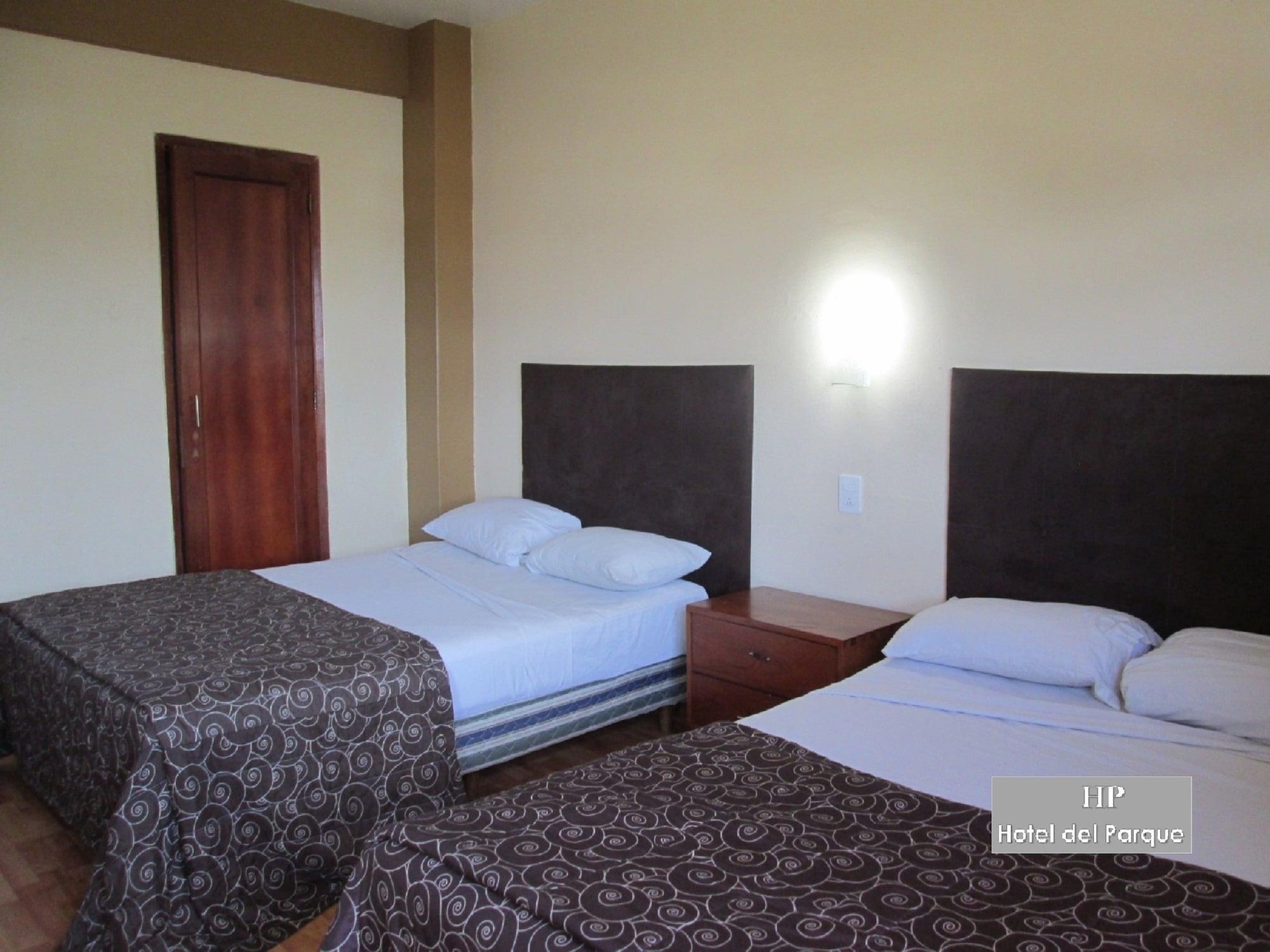Hotel Del Parque Гвадалахара Екстер'єр фото