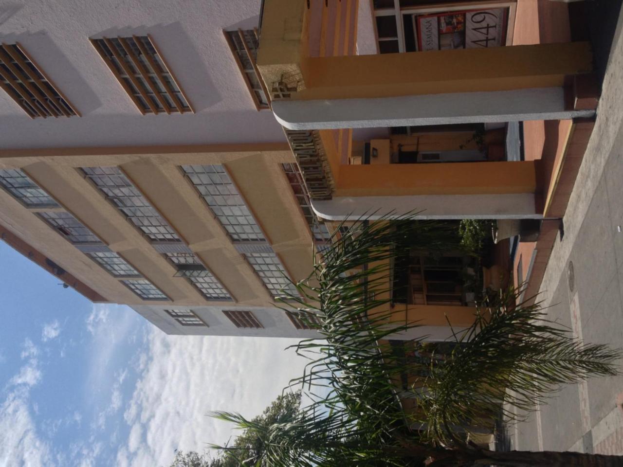 Hotel Del Parque Гвадалахара Екстер'єр фото